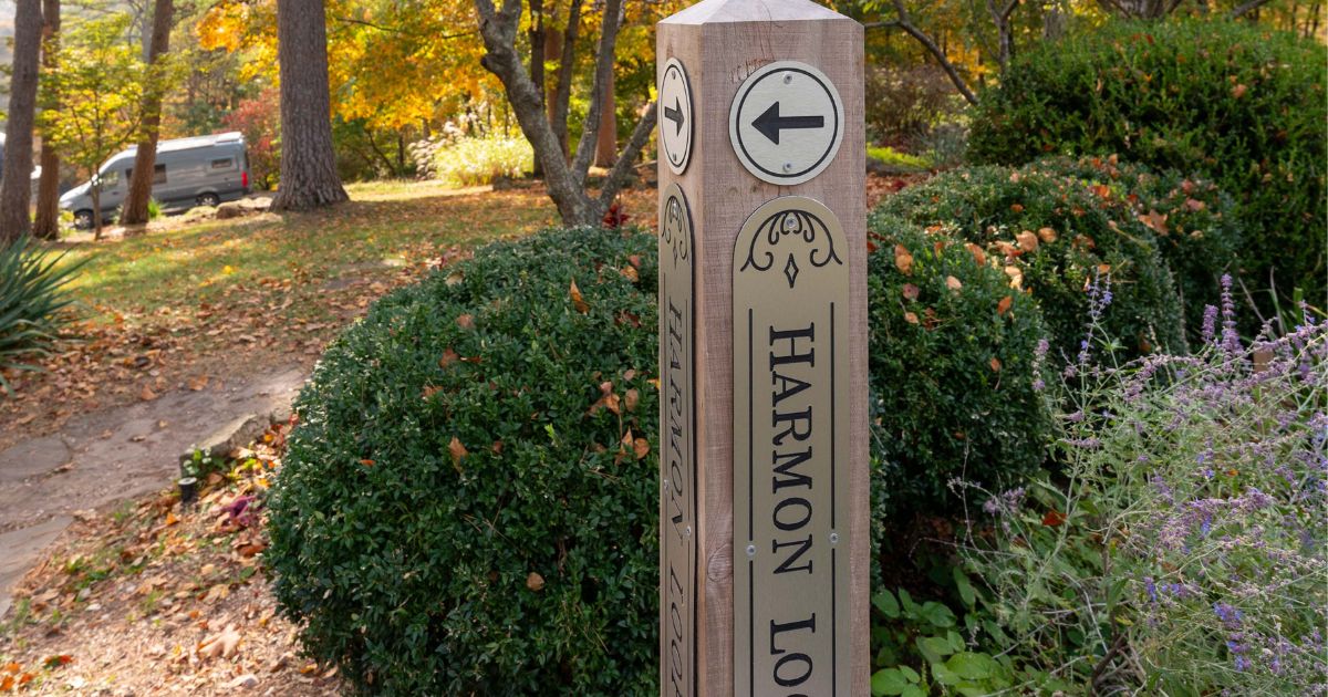 fall hiking eureka springs fall hiking eureka springs